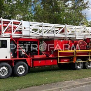 TALADRO DE MANTENIMIENTO DE POZOS HUBBARD C400 180,000 LBS (2014)