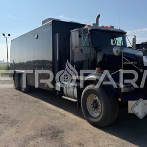 Unidad autotransportable de registros wireline montada sobre camión negro Kenworth T-400 modelo 2015 para operaciones a pozo